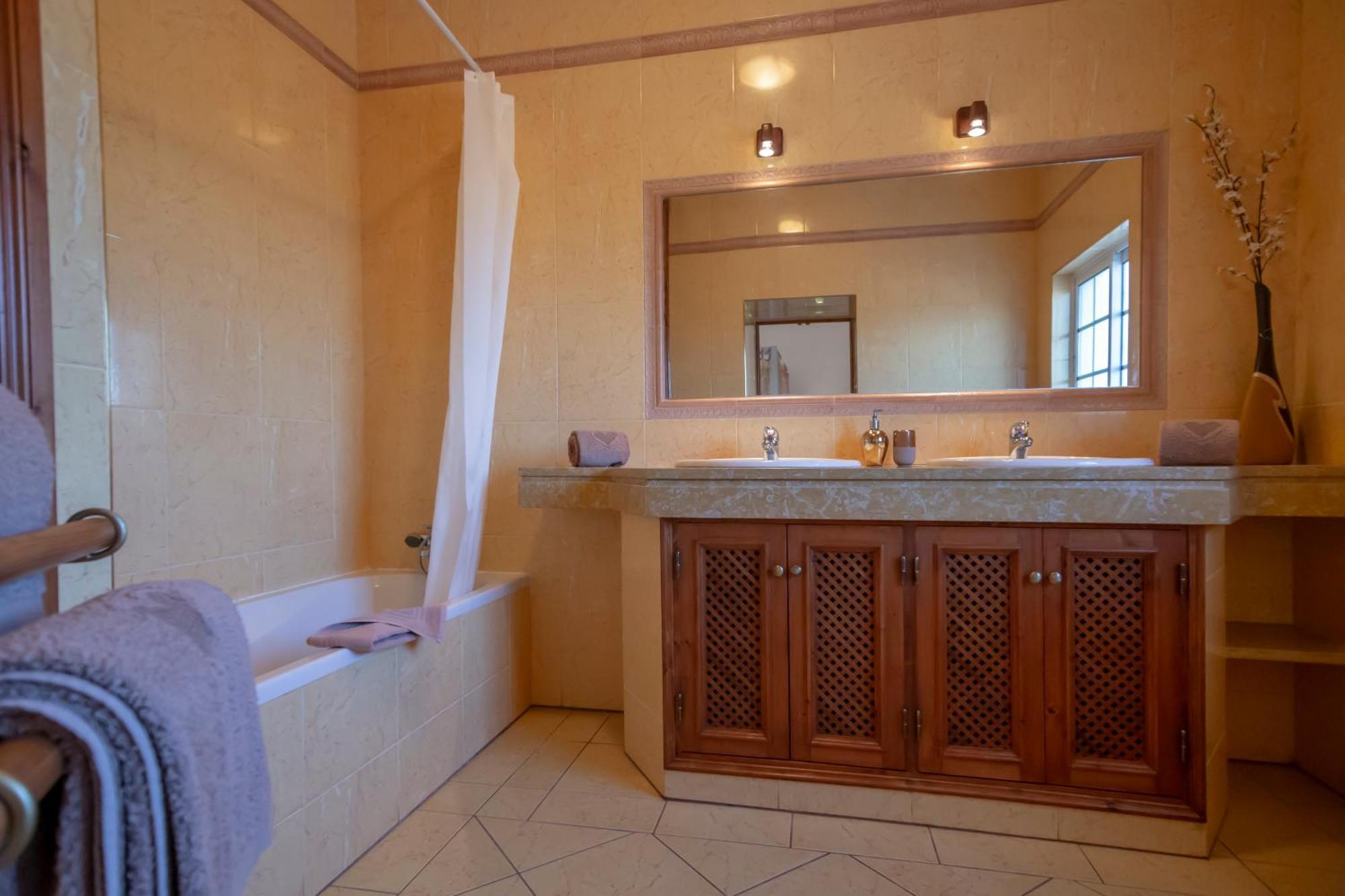 Al Meida Guesthouse Albufeira Kültér fotó