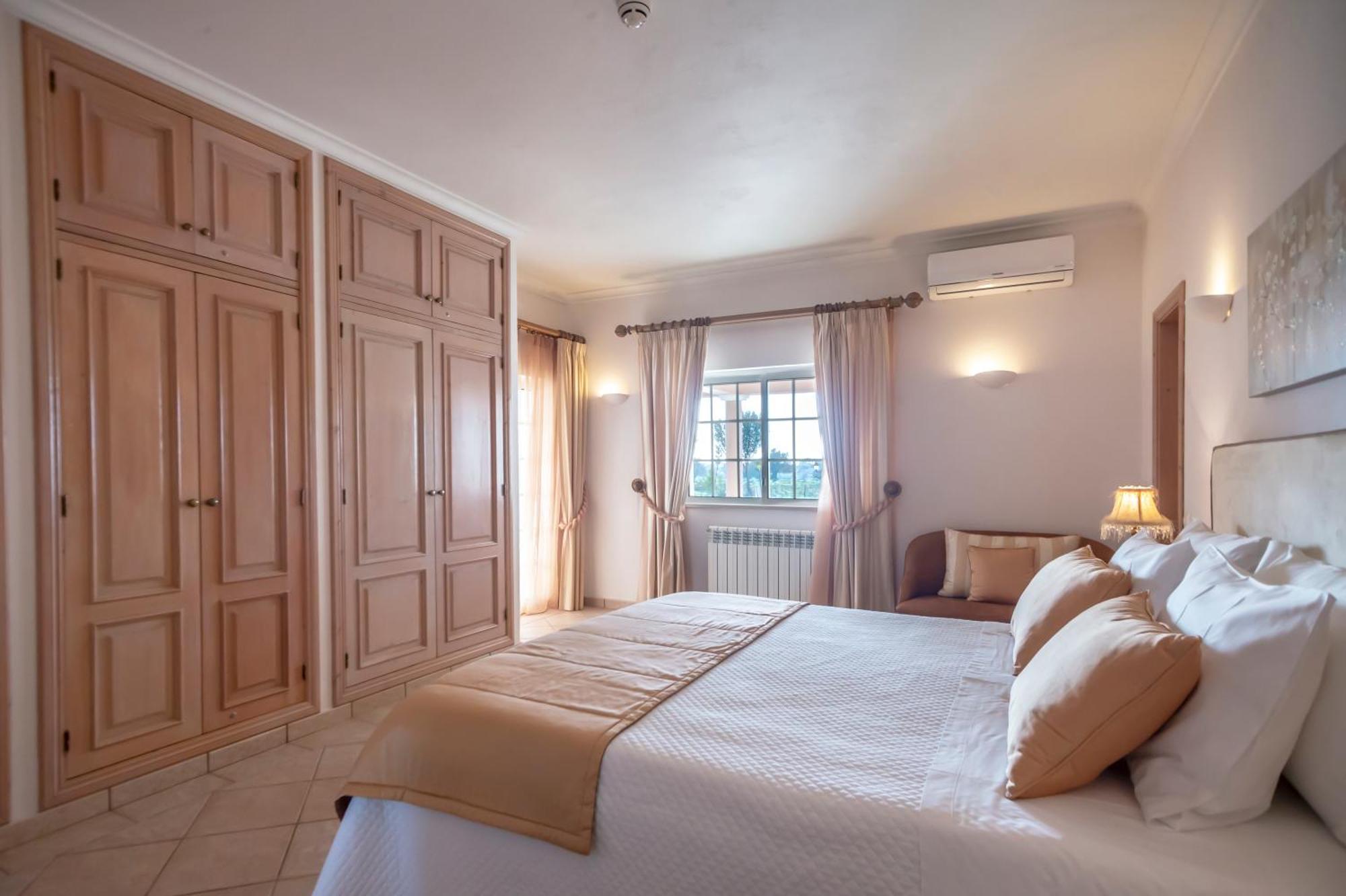 Al Meida Guesthouse Albufeira Kültér fotó
